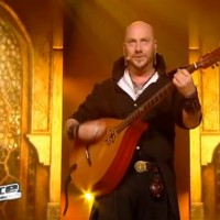 Luc Arbogast éliminé de “The Voice”, mais plébiscité en Alsace