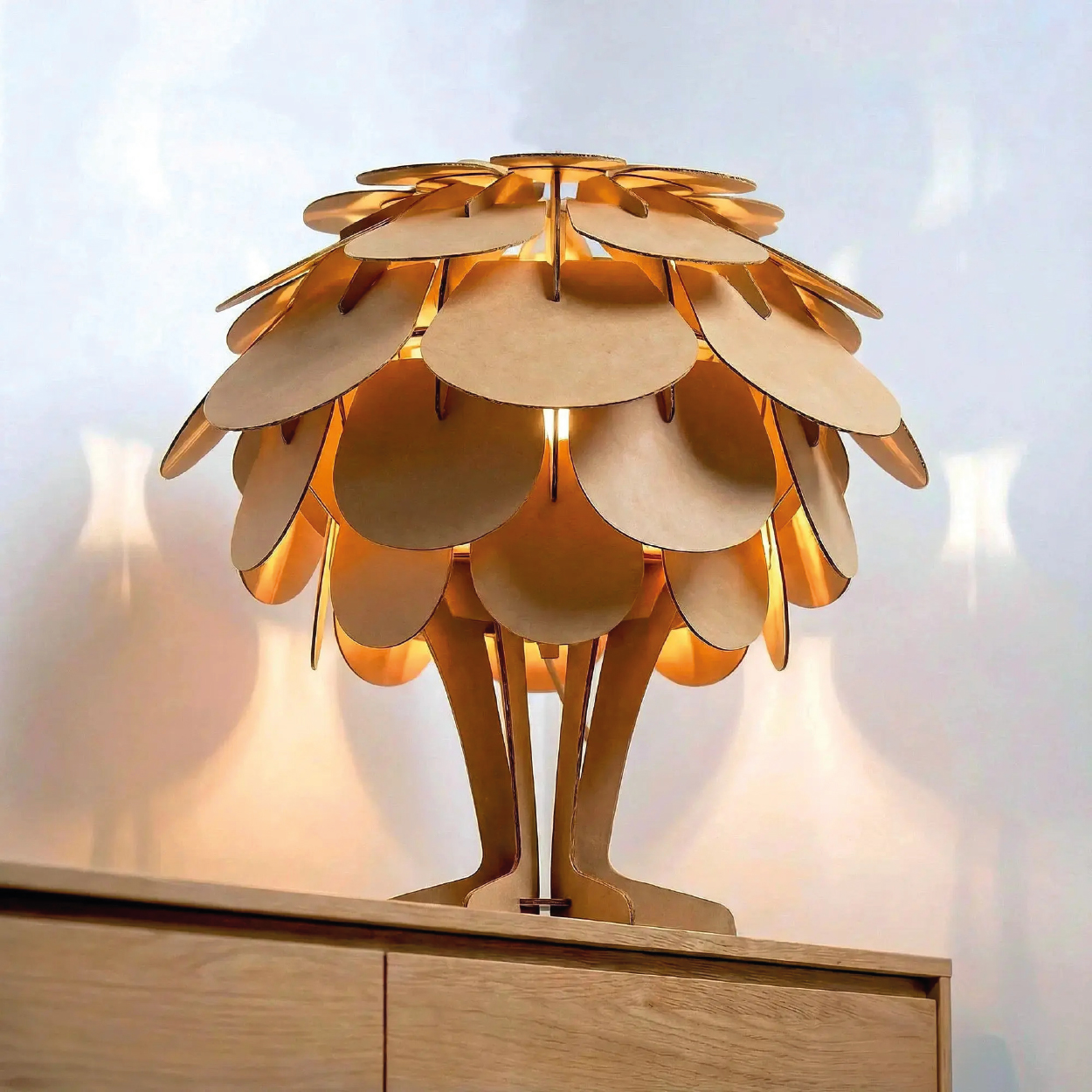 1 600x600 Lampe à poser en carton - Eco responable et made in France – Image 4